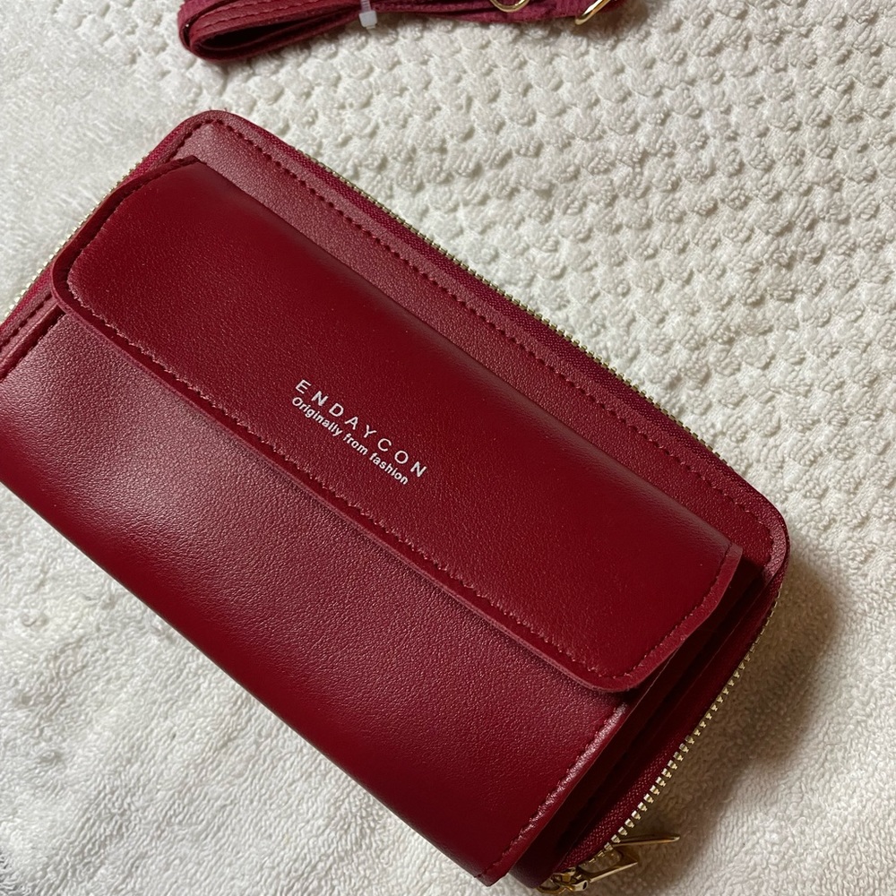 Red ENDAYCON wallet - Picture 2 of 2